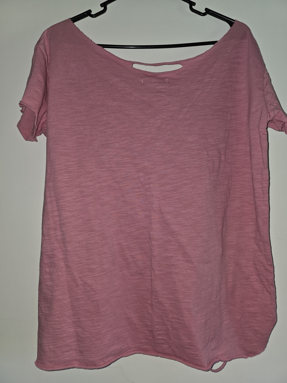 A Rare Bird Pink Distressed Tee L/XL - Picture 2 of 7